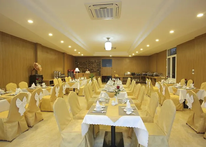 Red Palace Hotel