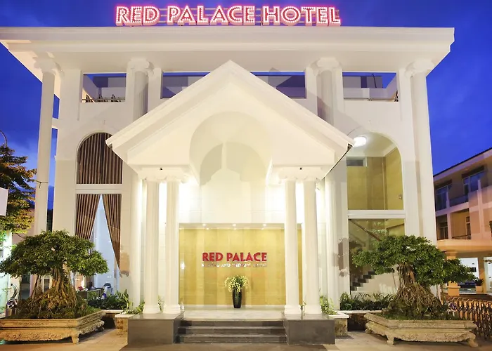 Red Palace Hotel