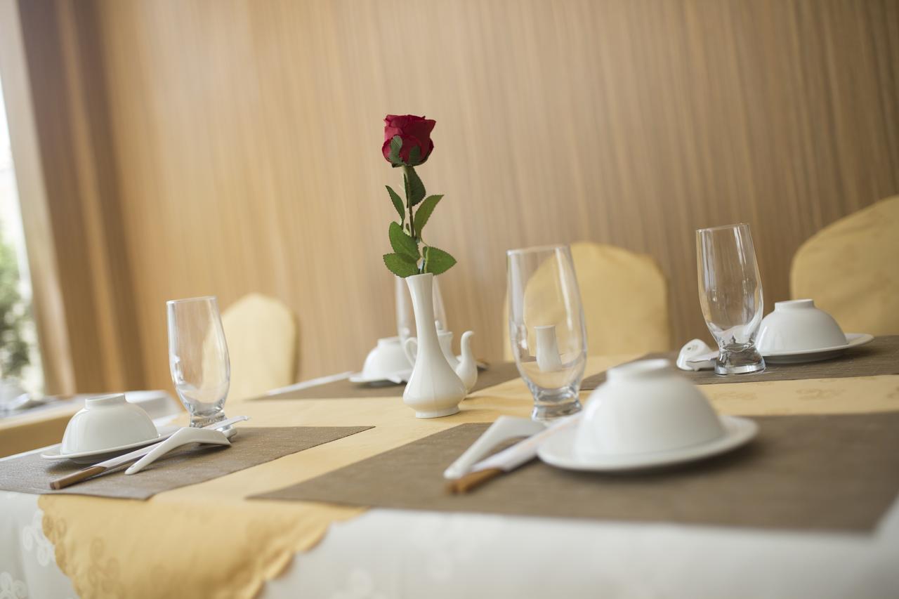 Hotel Red Palace 3*